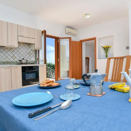 Apartment Moon Smile Massa Lubrense